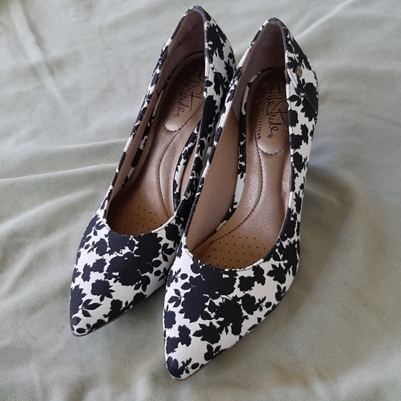 Life Stride Soft System Sevyn Pump - Picture 1 of 4